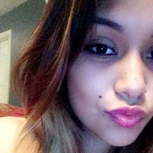 Meet your Posher, Karina